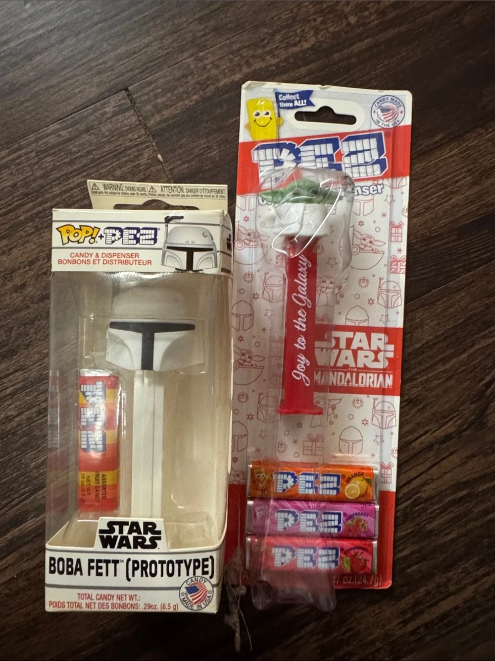 Star Wars Mandalorian Boba Fett Prototype PEZ Dispenser - White & Red